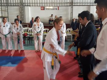 Torneo de Zona Norte: María en la entrega de medallas
